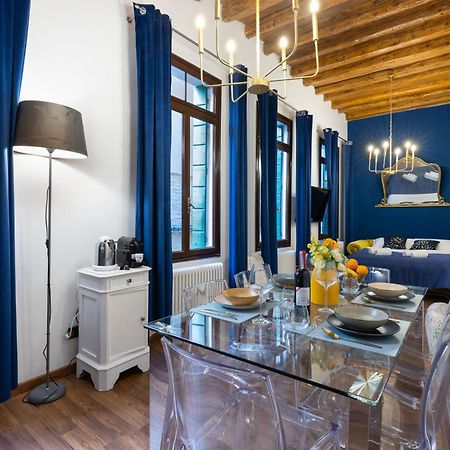 Appartamento Luxsanstaeflat Venezia Esterno foto